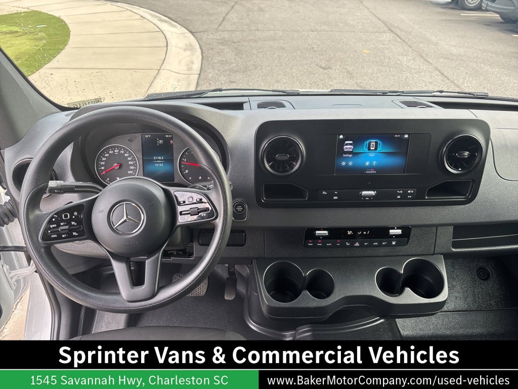 Used 2024 Mercedes-Benz Sprinter 2500 image 48