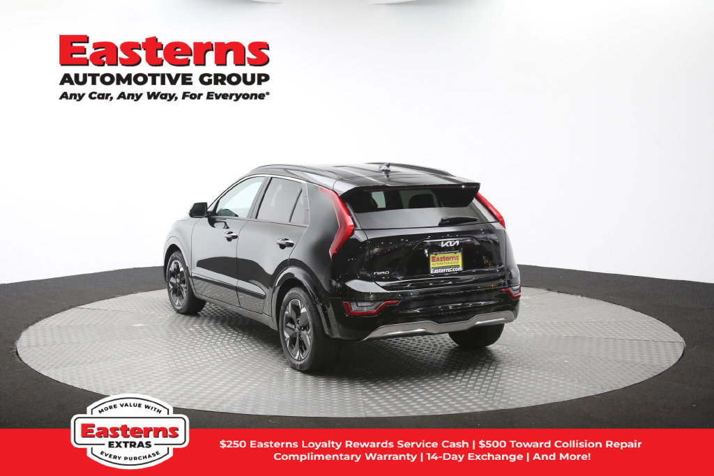 Used 2023 Kia Niro Wave w/ Wave Preserve Package FWD image 39