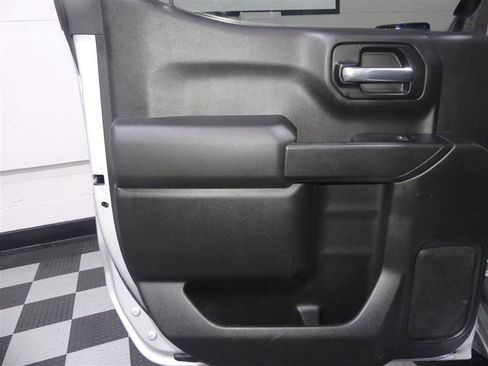 Used 2019 Chevrolet Silverado 1500 Custom Trail Boss w/ Custom Convenience Package image 23