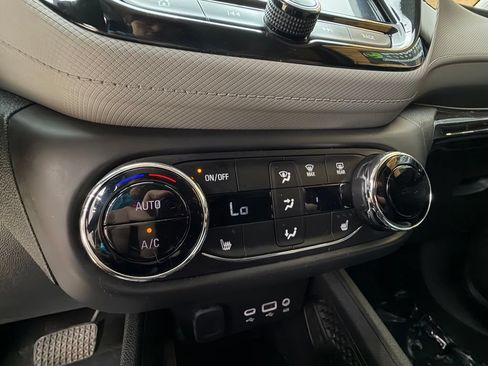 Used 2021 Chevrolet TrailBlazer LT w/ Convenience Package AWD/4WD image 44