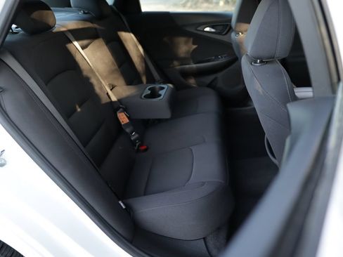 Used 2024 Chevrolet Malibu LT FWD image 25