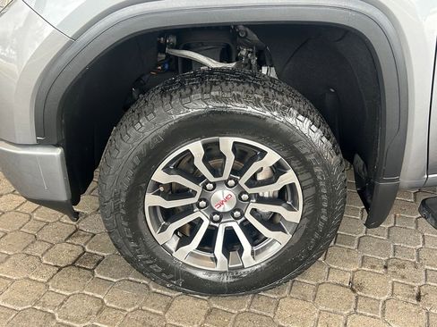 Used 2019 GMC Sierra 1500 AT4 w/ AT4 Premium Package image 19