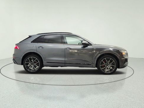 Used 2020 Audi Q8 Premium Plus w/ Premium Plus Package AWD/4WD image 4