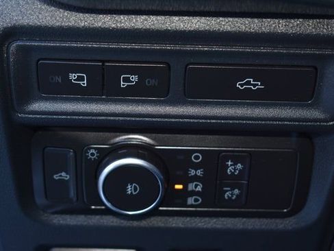 Used 2021 Ford F150 Lariat w/ Equipment Group 502A High image 18