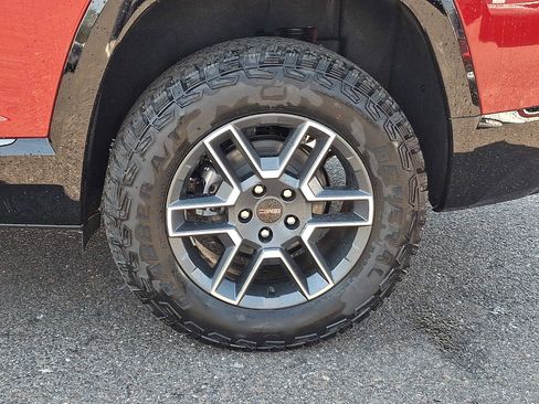 New 2026 GMC Terrain AT4 AWD/4WD image 5