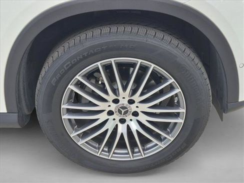 Used 2026 Mercedes-Benz GLC 300 image 19