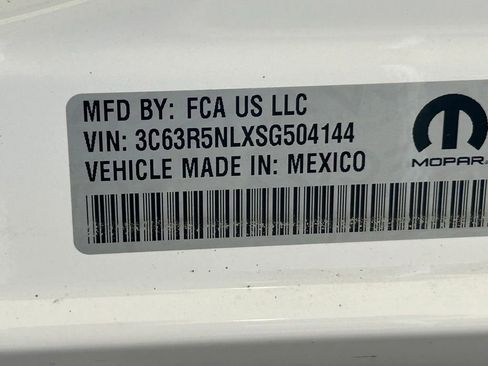 Used 2025 RAM 2500 Laramie AWD/4WD image 44