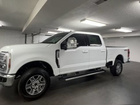 Used 2026 Ford F250 Lariat AWD/4WD image 4