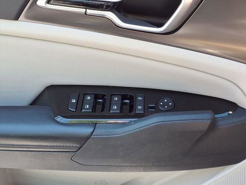 Used 2023 Kia Sportage EX FWD image 21
