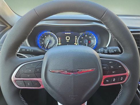 New 2026 Chrysler Pacifica Select image 24