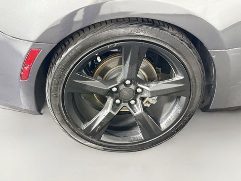 Used 2018 Chevrolet Camaro LS image 31
