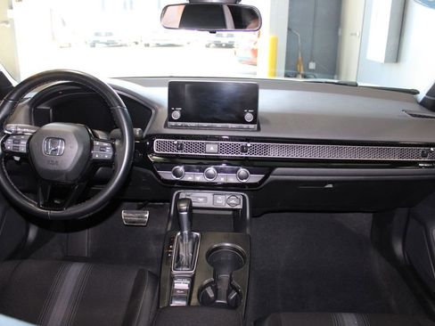 Used 2022 Honda Civic Sport image 26