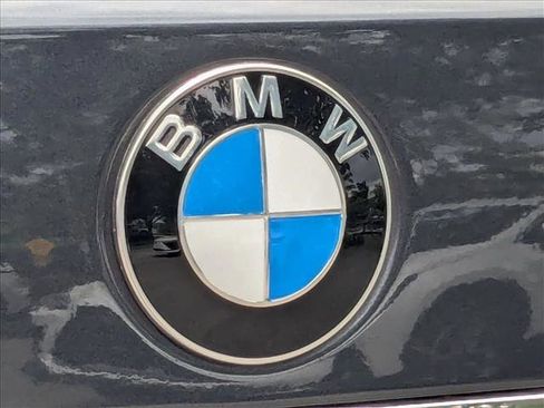 Used 2022 BMW X7 xDrive40i w/ M Sport Package AWD/4WD image 20