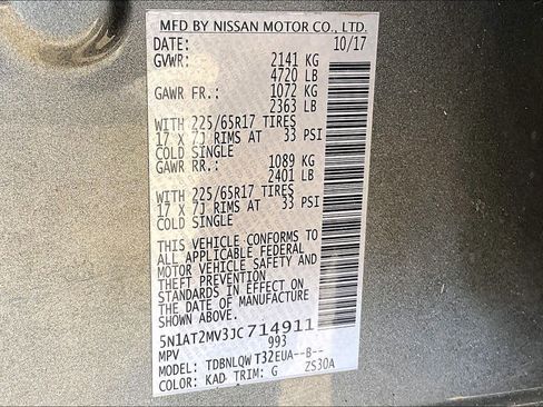 Used 2018 Nissan Rogue SV image 30