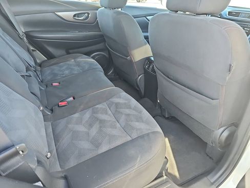 Used 2016 Nissan Rogue S image 13