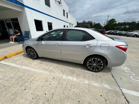 Used 2014 Toyota Corolla S FWD image 51