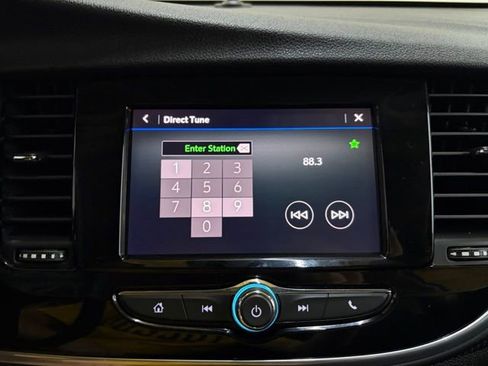 Used 2022 Buick Encore Preferred w/ Safety Package AWD/4WD image 31