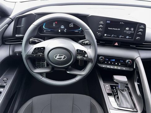 New 2026 Hyundai Elantra SEL Sport Premium w/ Cargo Package FWD image 17