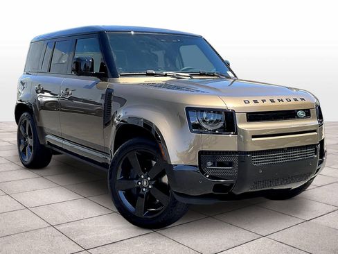 New 2025 Land Rover Defender 110 X-Dynamic SE image 2