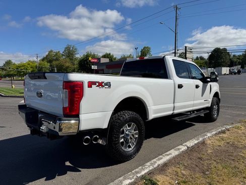 Used 2017 Ford F350 XLT w/ FX4 4x4 Off Road Package image 3