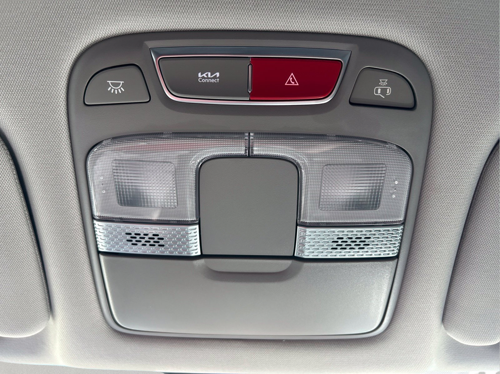 Used 2025 Kia Telluride LX FWD image 35