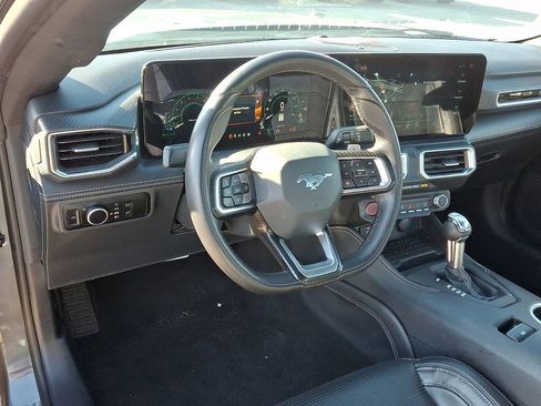 Used 2024 Ford Mustang GT Premium image 11