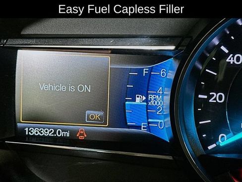 Used 2019 Ford Explorer XLT w/ Equipment Group 202A AWD/4WD image 8
