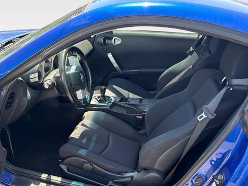 Used 2004 Nissan 350Z Coupe RWD image 11