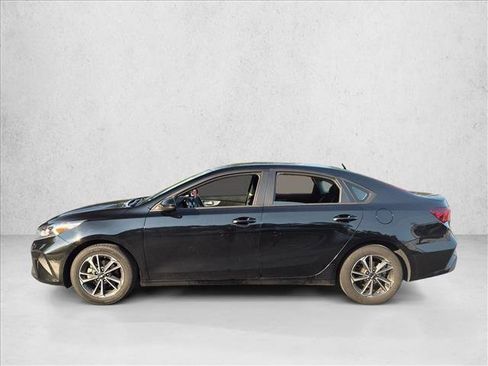 Used 2024 Kia Forte LXS FWD image 8