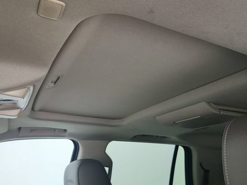 Used 2017 GMC Yukon Denali w/ Open Road Package RWD image 11