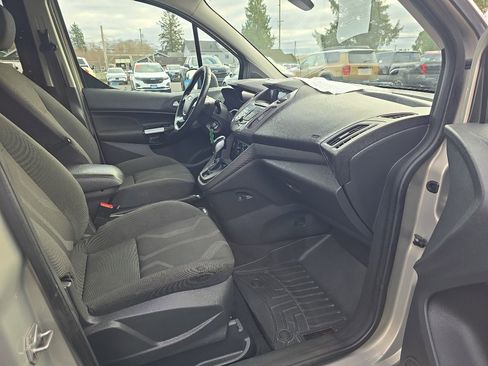 Used 2016 Ford Transit Connect XLT image 15