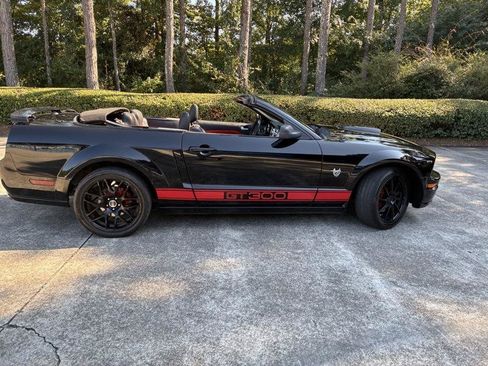 Used 2009 Ford Mustang GT Premium RWD image 8