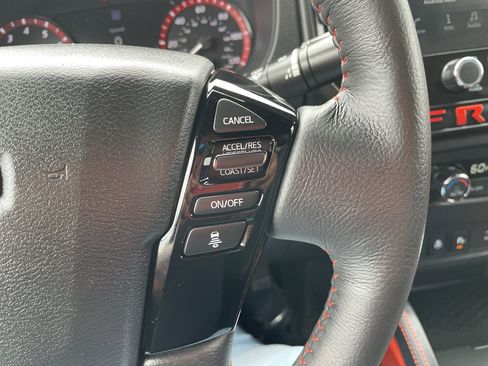 Used 2025 Nissan Frontier Pro-X w/ Pro Premium Package RWD image 15