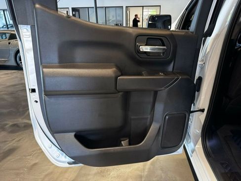 Used 2024 Chevrolet Silverado 1500 Custom w/ Turbomax Blackout Package AWD/4WD image 17