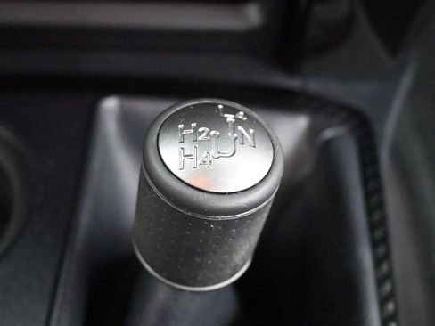 Used 2019 Toyota 4Runner TRD Off-Road Premium AWD/4WD image 29
