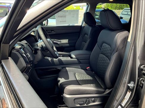 New 2026 Nissan Pathfinder SV FWD image 15