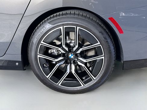 Used 2025 BMW 760i xDrive 760i xDrive image 33