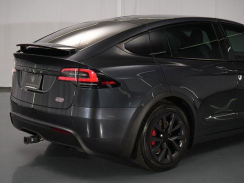 Used 2023 Tesla Model X Plaid image 13