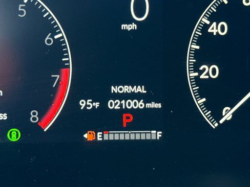 Certified 2025 Honda HR-V Sport image 23