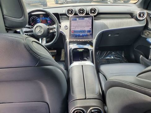 Used 2023 Mercedes-Benz GLC 300 4MATIC image 6