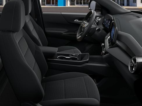 New 2026 Chevrolet Equinox LT FWD image 9