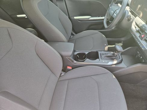 New 2026 Kia K4 FWD image 10