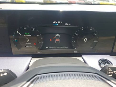 Certified 2026 Nissan Leaf Platinum+ w/ Floor Mat Package (Platinum+) FWD image 21