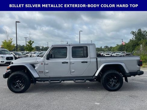 Used 2021 Jeep Gladiator Mojave AWD/4WD image 11