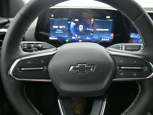 New 2026 Chevrolet Blazer EV LT image 16