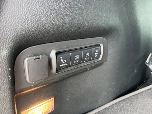 Certified 2018 Ford Explorer Limited w/ Equipment Group 301A AWD/4WD image 27