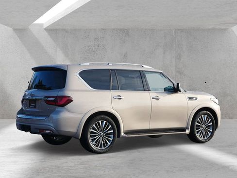Used 2021 INFINITI QX80 Sensory w/ All-Season Package AWD/4WD image 3