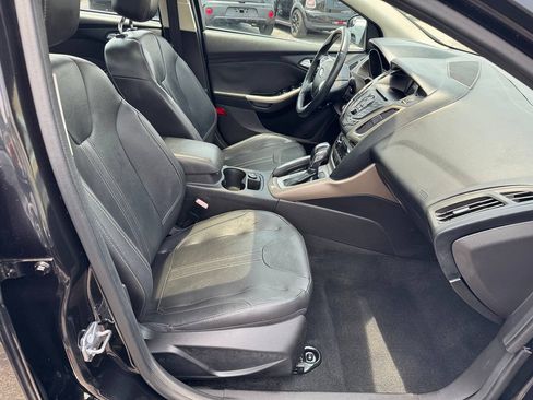 Used 2012 Ford Focus SEL FWD image 18