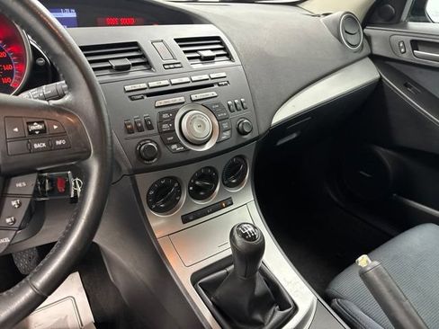 Used 2011 MAZDA MAZDA3 s Sport FWD image 24
