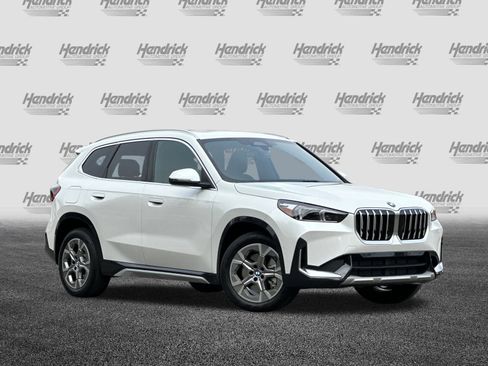 Used 2025 BMW X1 xDrive28i w/ Convenience Package image 2